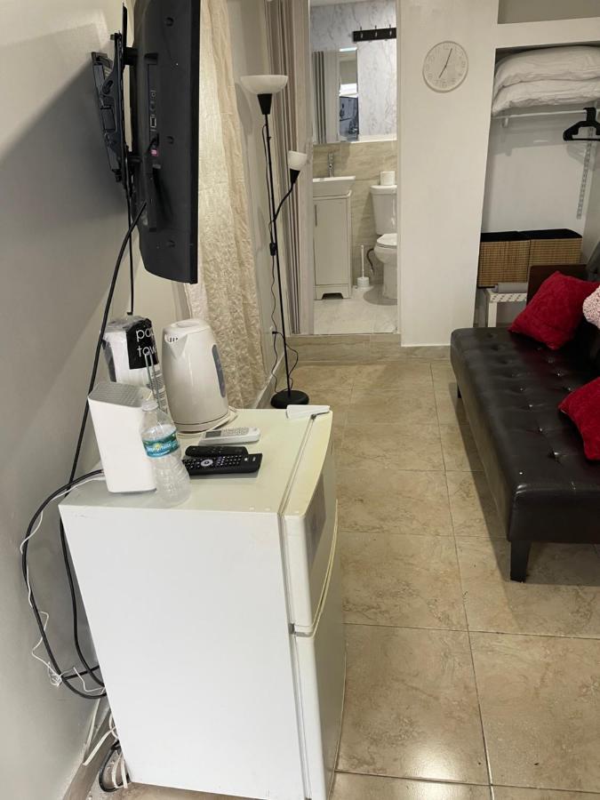 Beautiful Mobile Home In Hallandale Beach Exterior foto